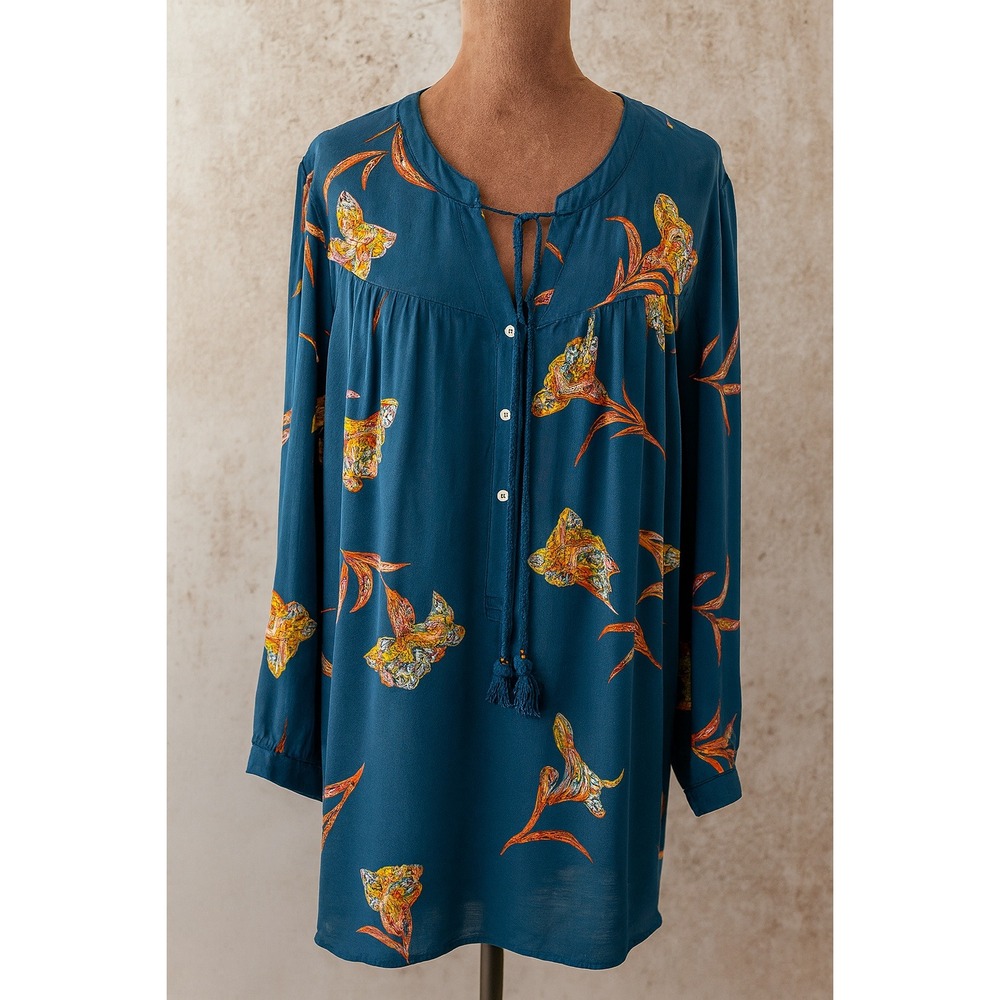 DR2 Women's Floral Tunic Blouse XL Sage Green Long Sleeve Tassel Neck EUC Shirt